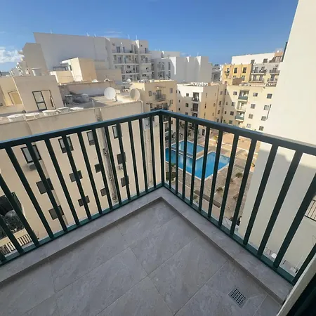 New 3 Bedroom St Paul With Pool By Mabeli خليج سانت بول