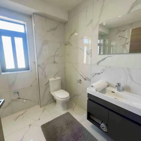 Apartmán New 3 Bedroom St Paul With Pool By Mabeli *